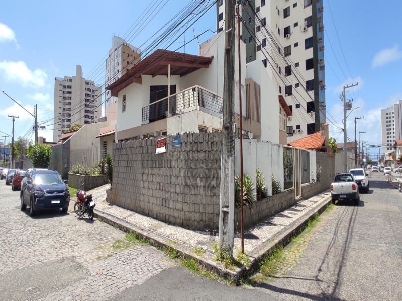 CASA RESIDENCIAL - CA00124
